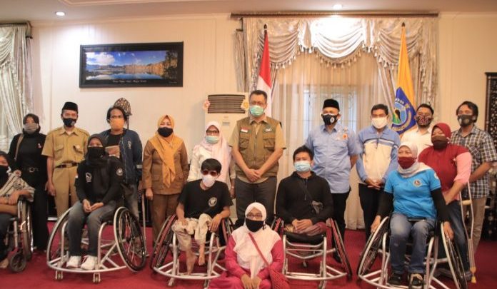 Dukung Basket Lombok Difabel, Gubernur NTB Beri Kursi Roda Khusus