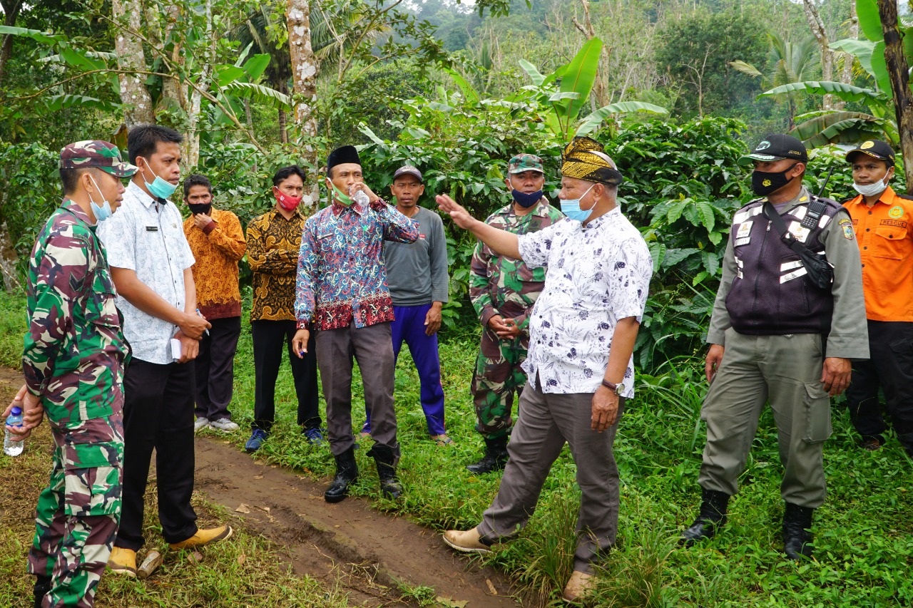 Bupati Lombok Timur