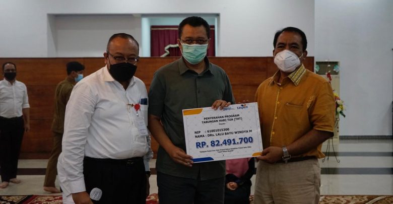 Pesan Gubernur Saat Melepas Purna Tugas Kadishub NTB Lalu Bayu