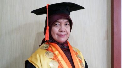 Prof. Dr. Ir. Enny Yuliani., M.Si