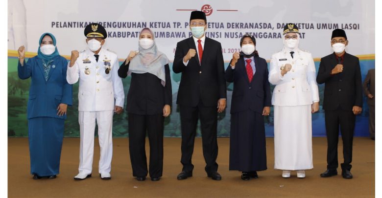 Gubernur NTB Lantik Bupati dan Wakil Bupati Sumbawa