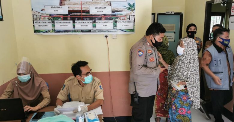 40 Personel Batalyon Vaksinator Polresta Mataram Siap Kawal Vaksinasi Lansia