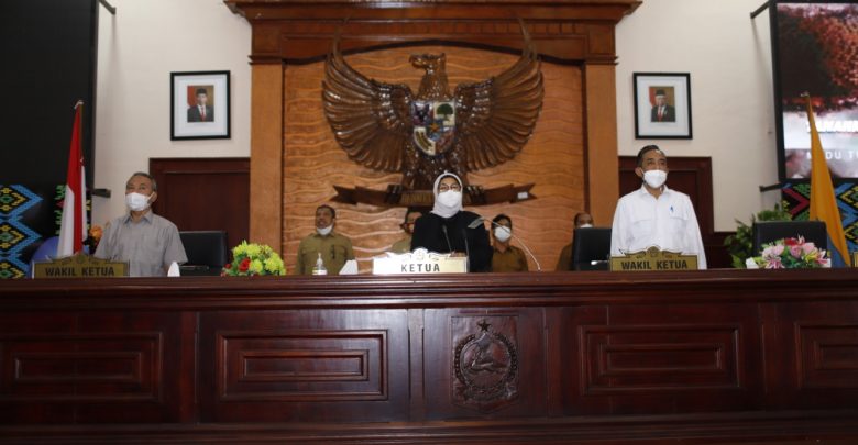 LKPJ Gubernur Tahun 2020 Cukup Memenuhi Syarat Untuk Diterima DPRD