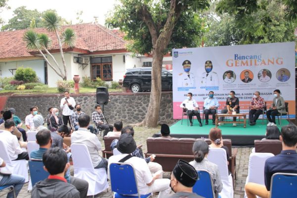 Para Alumni Awardee Beasiswa NTB Pada Acara Bincang Gemilang