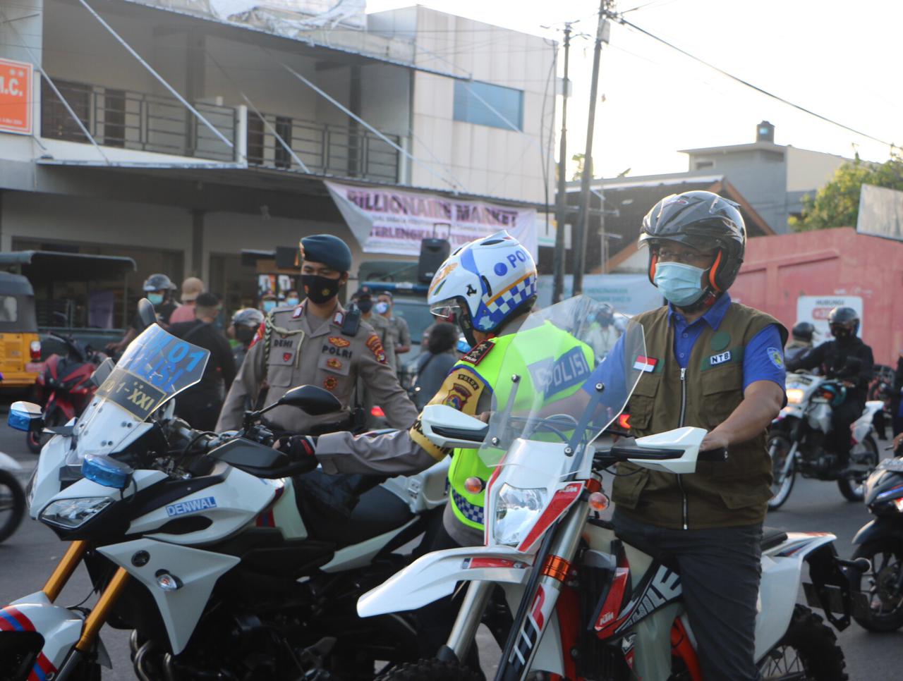 Kunjungi Posko Pengamanan Lebaran, Gubernur Berpesan Prokes