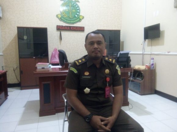 Kepala Seksi Pidana Khusus (Kasi Pidsus), Kejari Lombok Timur,  M.Isa Ansyori,