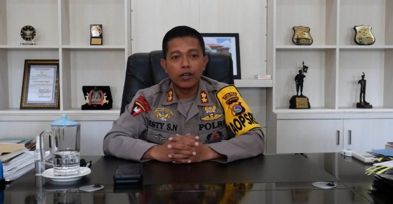 Kapolres Loteng, AKBP Esty Setyo Nugroho, SIK