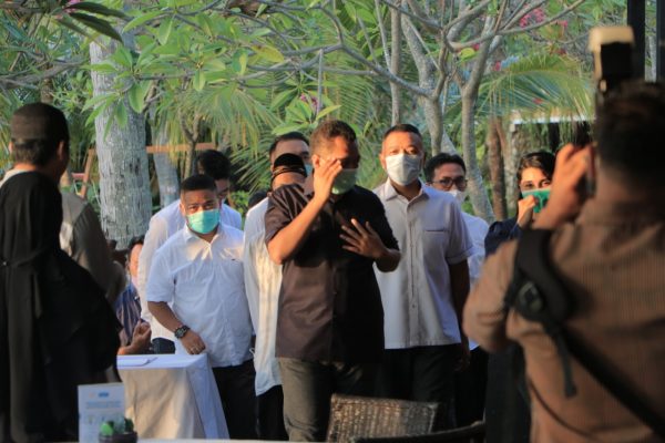 penting bagi pengusaha berkolaborasi dan menemukan inovasi.