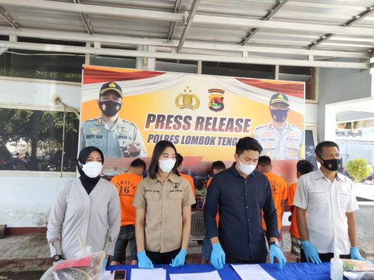 Tiga Pemuda Diamankan Polres Lombok Tengah, Ada apa?