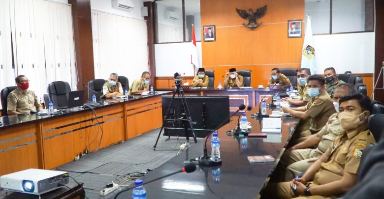 Bupati dan Wabup Lotim Ikuti Rapat Evaluasi Covid Secara Virtual