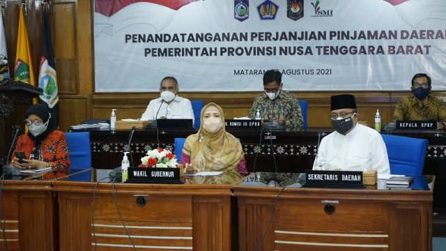 Selain Provinsi NTB dan NTT, Dua Kabupaten Meminjam Dana ke PT SMI