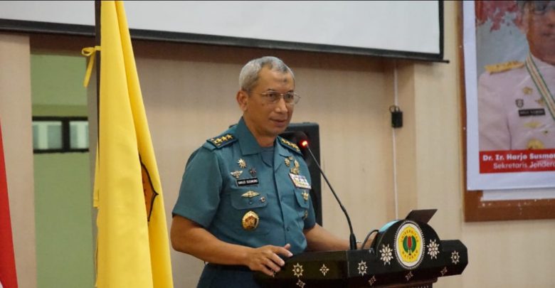 Sesjen Wantannas Jendral Harjo Susmoro Beri Kuliah Umum di Unram
