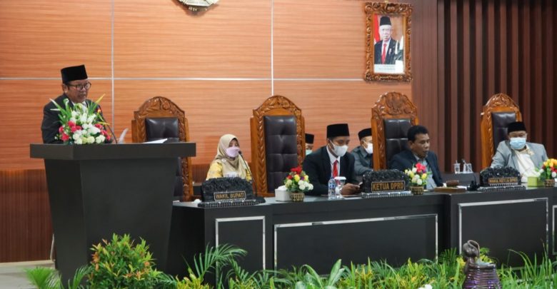 Gabungan Komisi DPRD Lotim Tetapkan Raperda dan Perda 2021