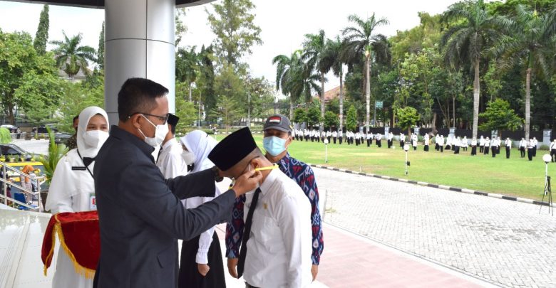 Sekda Lotim Sebagai Pembina Upacara Penutupan Pelatihan Dasar CPNS
