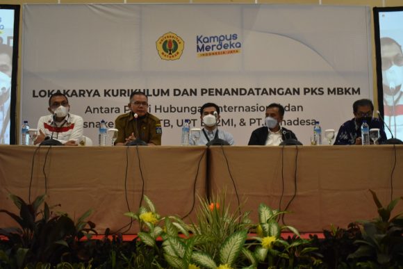 Disnakertrans Kerjasama dengan Prodi HI Universitas Mataram