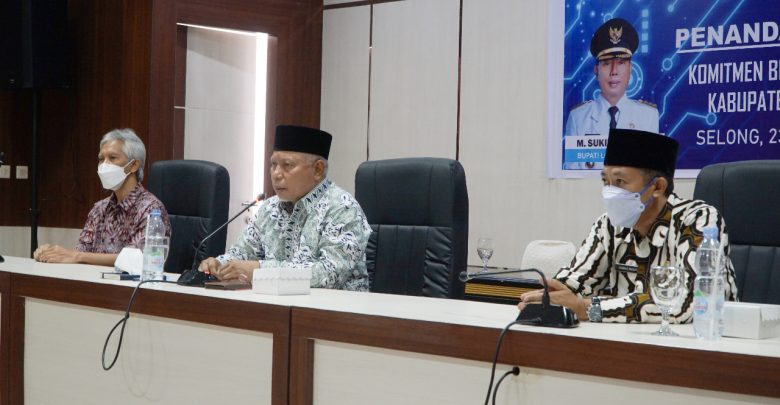 Kemenkominfo RI Tandatangani Komitmen bersama Pemkab Lotim Menuju Kota Pintar