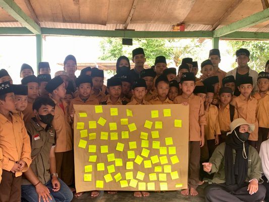 Pejuang Muda Kemensos RI Datangi PonPes Jihadul Muslimin