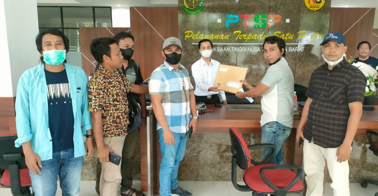 Gabungan Lembaga Swadaya Masyarakat Lobar Kepala AMM Mataram