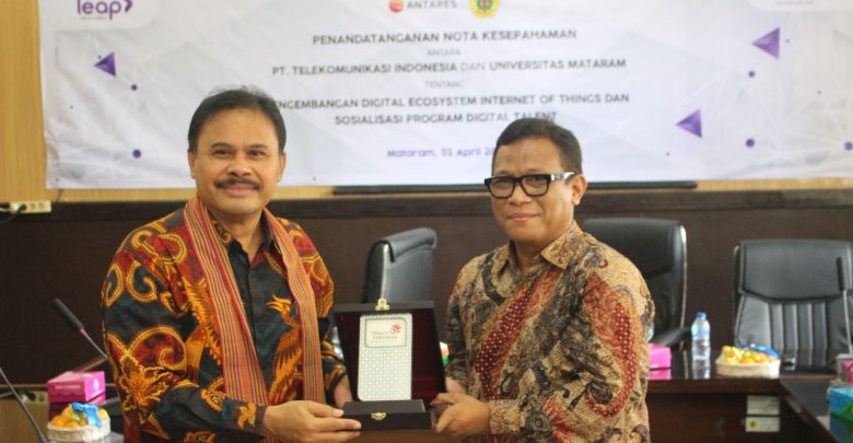 Universitas Mataram Tandatangani Nota Kesepahaman dengan PT. Telkom Indonesia