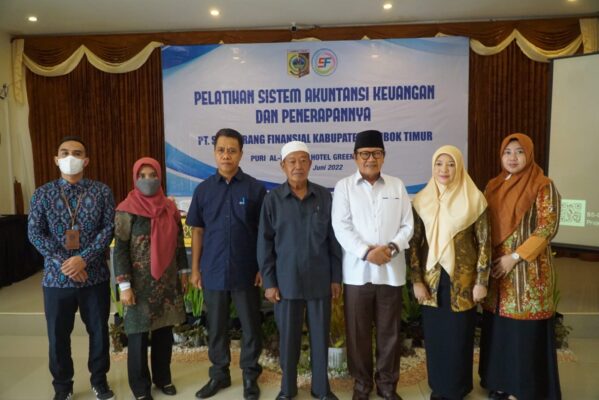 Wabup Lotim Membuka Pelatihan Sistem Keuangan Akutansi Karyawan PT.SF