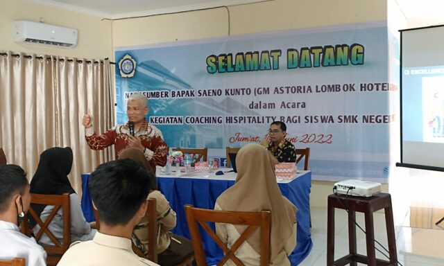 Lombok Astoria Hotel Gelar Kegiatan Coaching Hispitality di SMKN 3 Pujut
