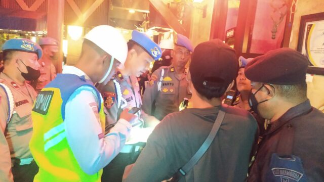 Bidpropam Polda NTB bersama Denpom TNI Gelar Razia Personel