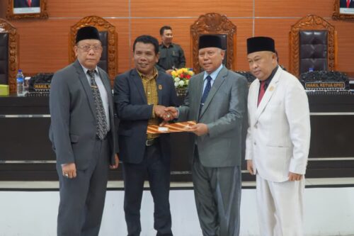 Rapat Paripurna XII Masa Sidang III tahun 2022 DPRD Lotim