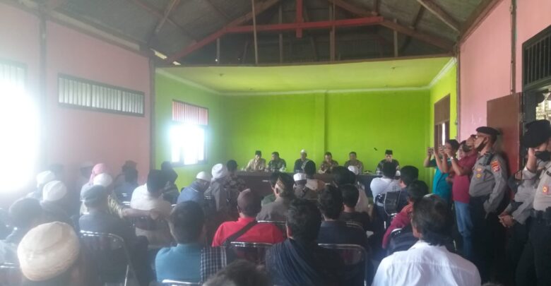 Kepala Desa Darek Meminta Maaf Kepada Masyarakat