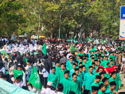 Sambut 1 Muharam, Puluhan Ribu Santri NU Gelar Pawai Ta'aruf