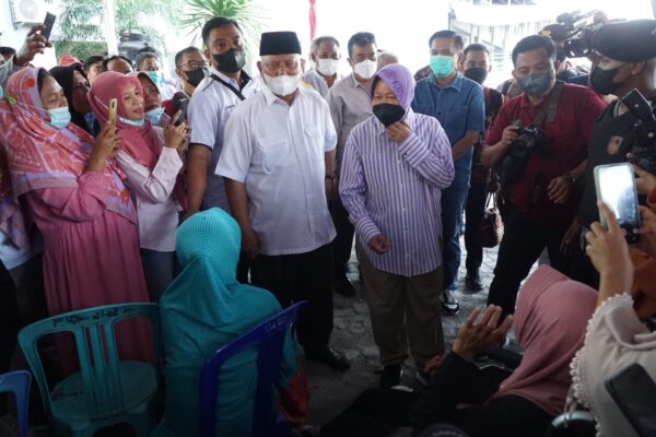 Kunjungan Menteri Sosial Pada Bhakti Sosial Operasi Katarak Gratis di Lotim
