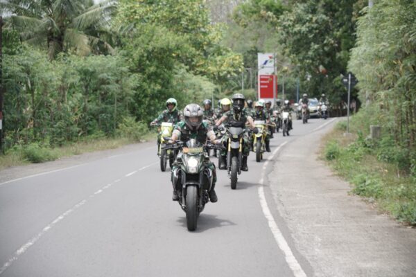 Danrem 162/WB Gelar Touring Berbagi Kasih Dirgahayu ke 77 TNI