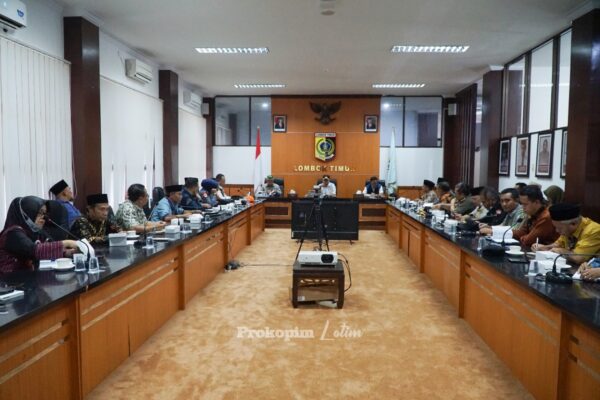 Rapat Koordinasi Bupati Lotim Kumpulkan Seluruh Pimpinan OPD