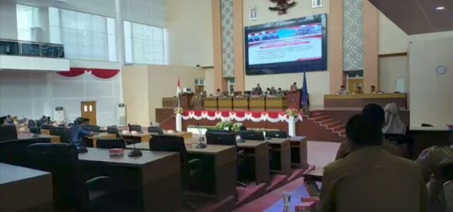 Paripurna PAW, Rian Ferdiansyah Gantikan Ihwan Sutrisno