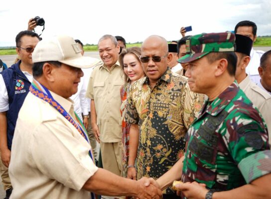 Kedatangan Menhan RI disambut Danrem 162/WB di BIL