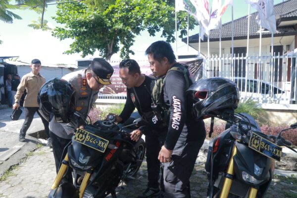 Pastikan Keamanan Pendaftaran Bacaleg Kapolda NTB Kunjungi KPU