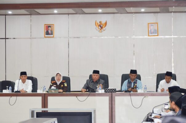 Panutan Berprilaku Amoral Bupati Lotim Adakan Pertemuan dengan Pimpinan Ponpes