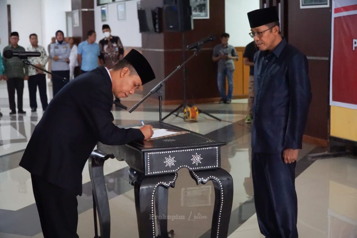 Sekda Lantik JPT Pratama Administrator Pengawasan Pemda Lotim