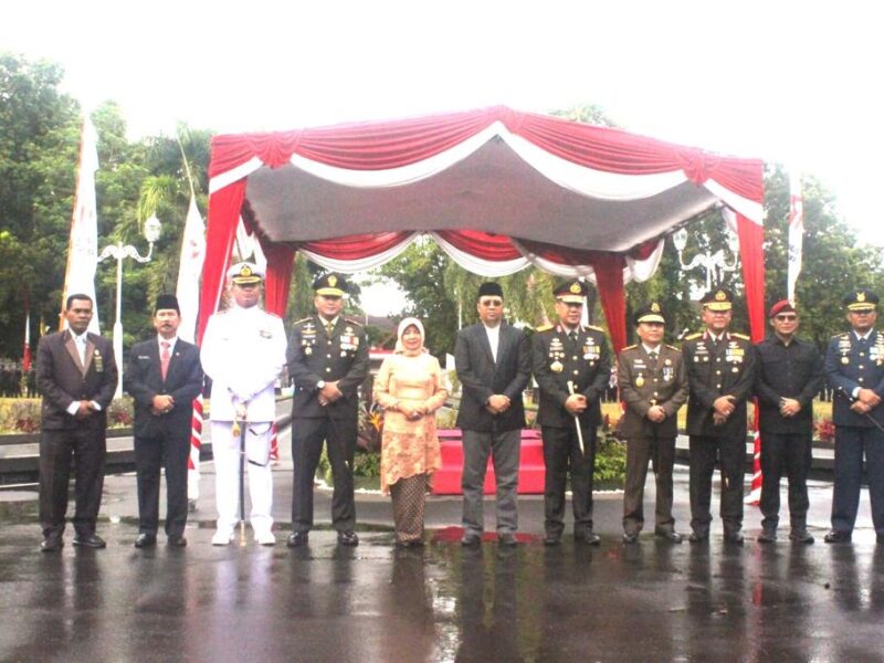 Danrem 162/WB Hadiri Upacara Hari Bhayangkara Ke 77