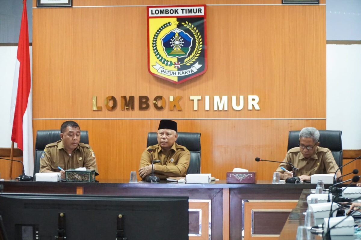 Bupati Lotim Pimpin Rapat Penataan Pasar Wisata Kuliner