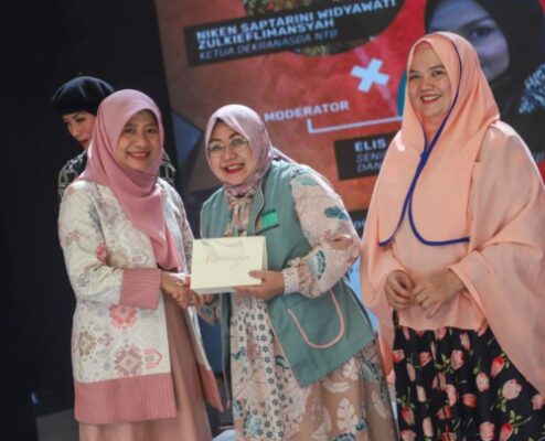 Ketua Dekranasda Provinsi NTB jadi Narasumber di Bali Fashion Trend 2023