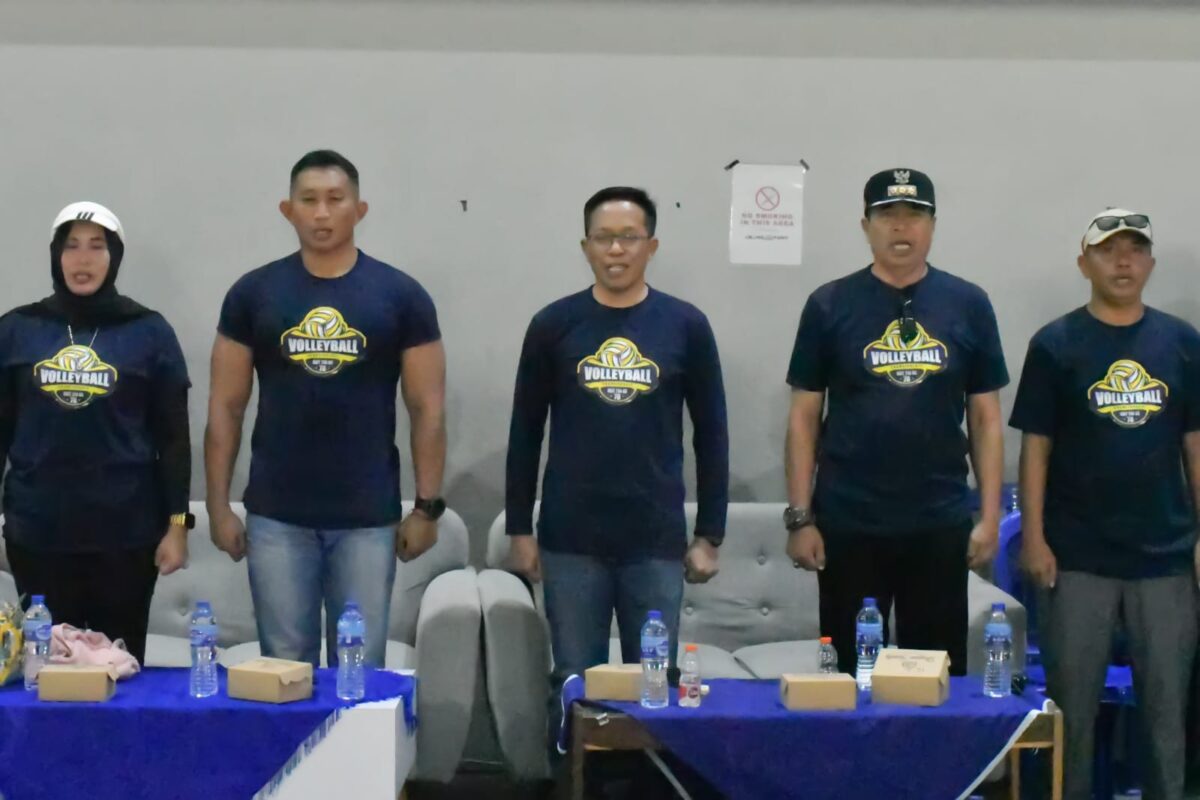 HUT TNI ke 78 Kodim 1615/Lotim Gelar Turnament Volleyball Championship