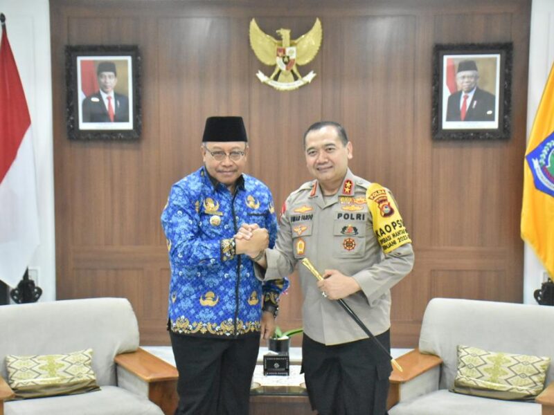 Kapolda NTB Irjen Pol Drs. Raden Umar Farouq, SH.,M.Hum Silaturrahmi ke Pj Gubernur