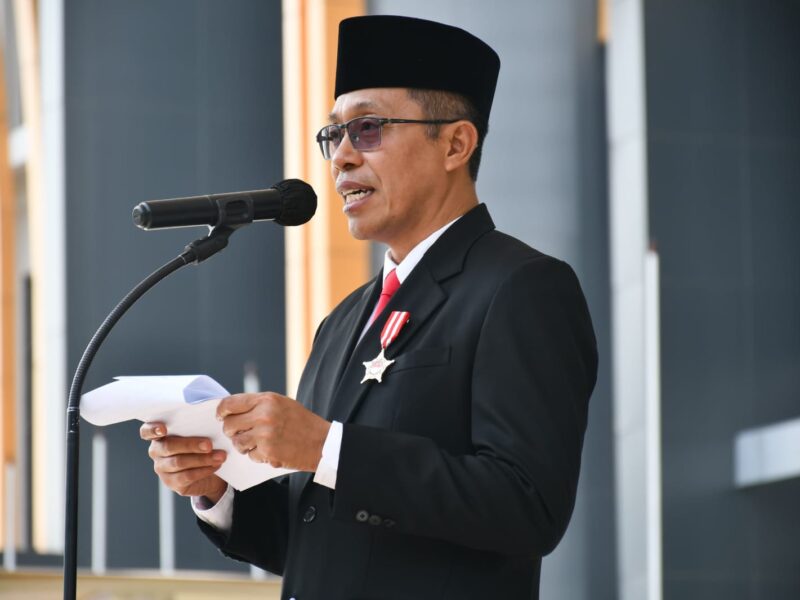 Pj Bupati Lotim sebagai Irup Peringatan Hari Pahlawan ke 78