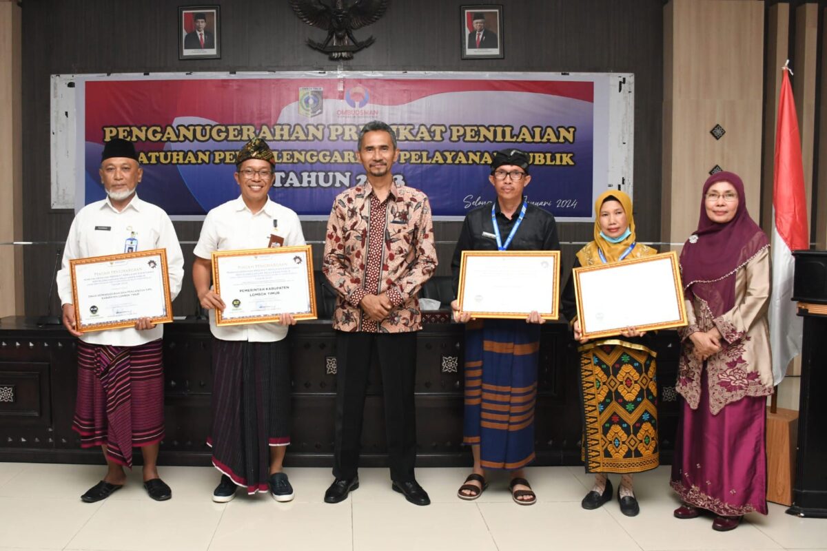 Dukcapil Lotim Raih Kategori A dari Penaian Ombudsman Republik Indonesia