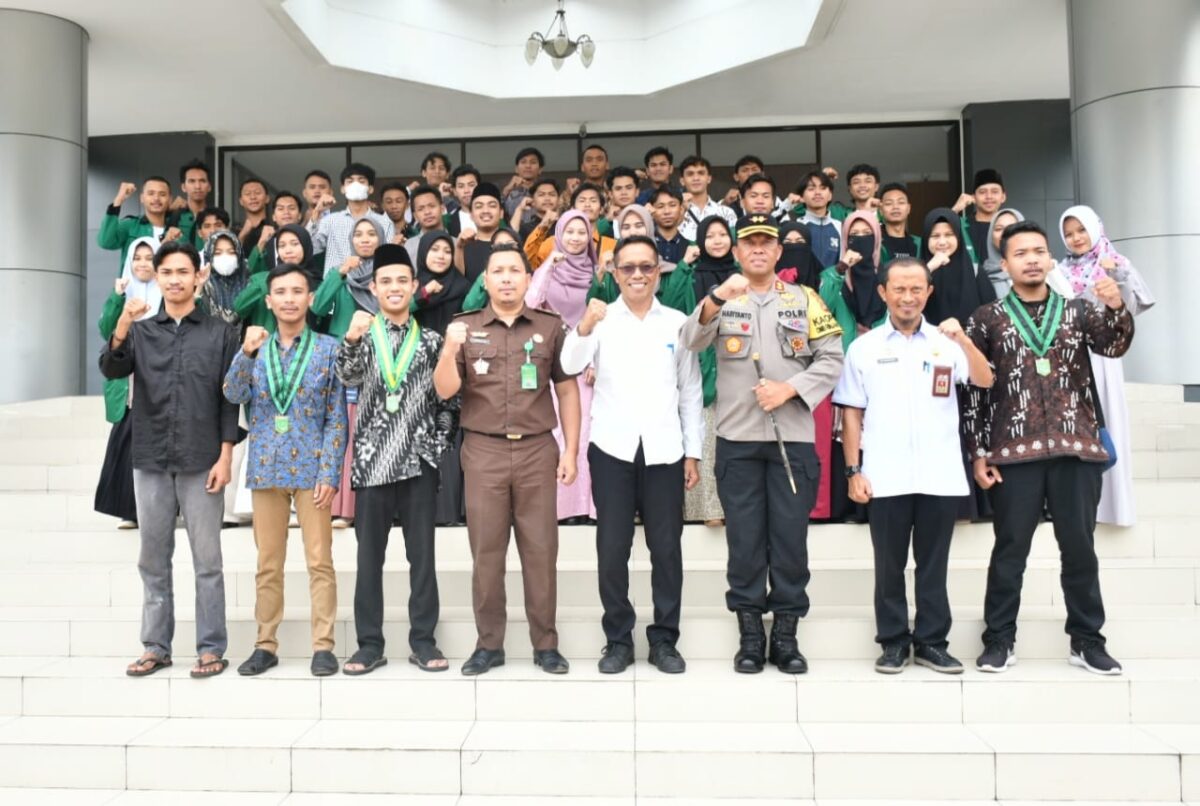 Pj Bupati Lotim Melepas Tim Safari Ramadhan Himmah NWDI