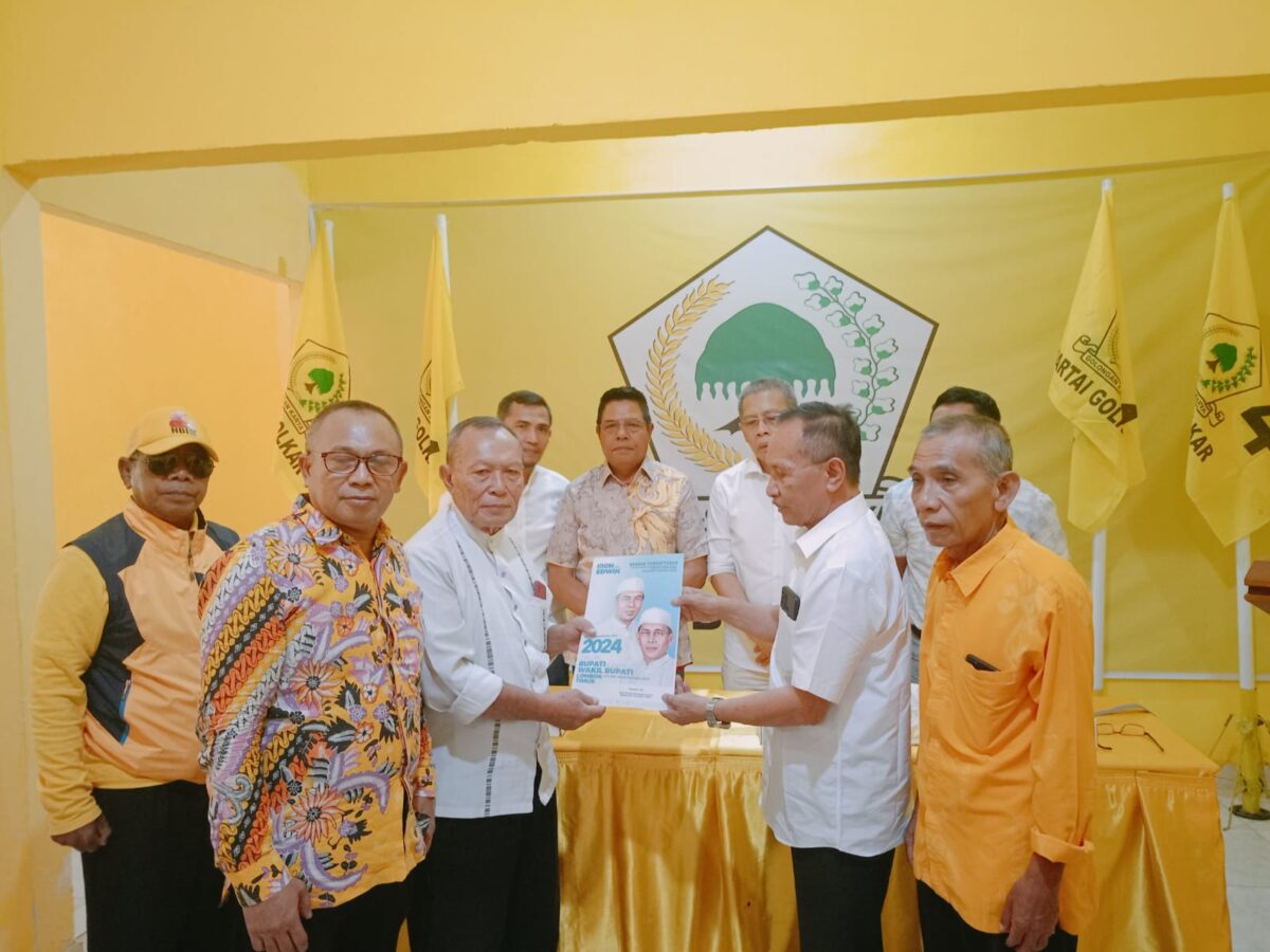 Paket Heru-Edwin Serahkan Formulir ke Tiga Partai