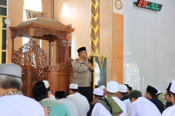 Kapolresta Mataram Kunjungi Masjid Raudatul Jannah Dasan Sari