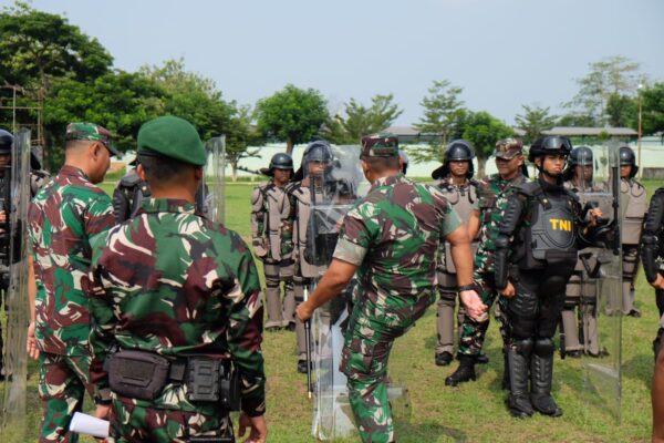 Danrem 162/Wira Bhakti Gelar Apel Pasukan Jelang Pilkada