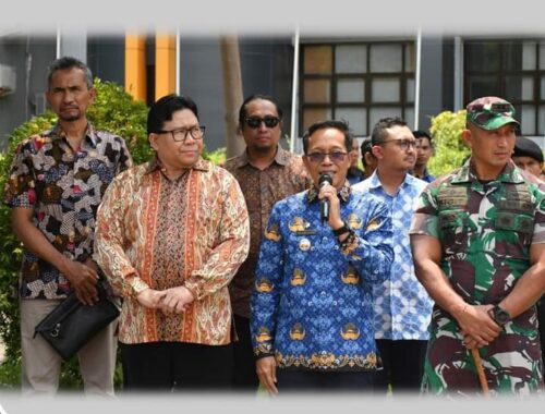 Pemkab Lotim Bekerjasama dengan Berbagai Lembaga Salurkan Air Bersih