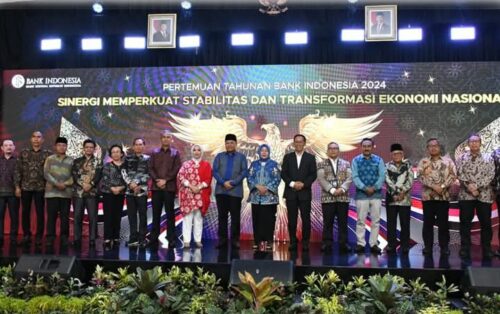 Pemda Lotim Menerima Penghargaan dari BI NTB